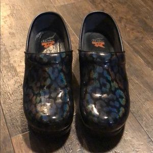 Dansko XP clogs
